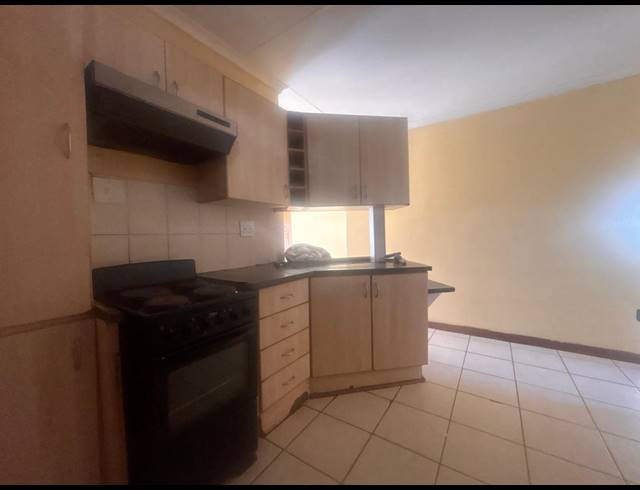 3 BEDROOM HOUSE TO LET IN VISTA PARK